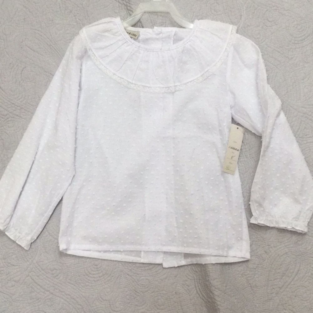 NWT Marco & Lizzy long sleeve top with polka dot & lace trim collar details